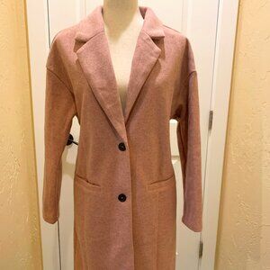 LIKE NEW! Women's Pink Shacket - Perfect for Fall!